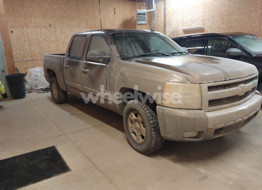 2008 Chevrolet Silverado 1500 LT1 (VIN 2GCEK13M381193202) main photo