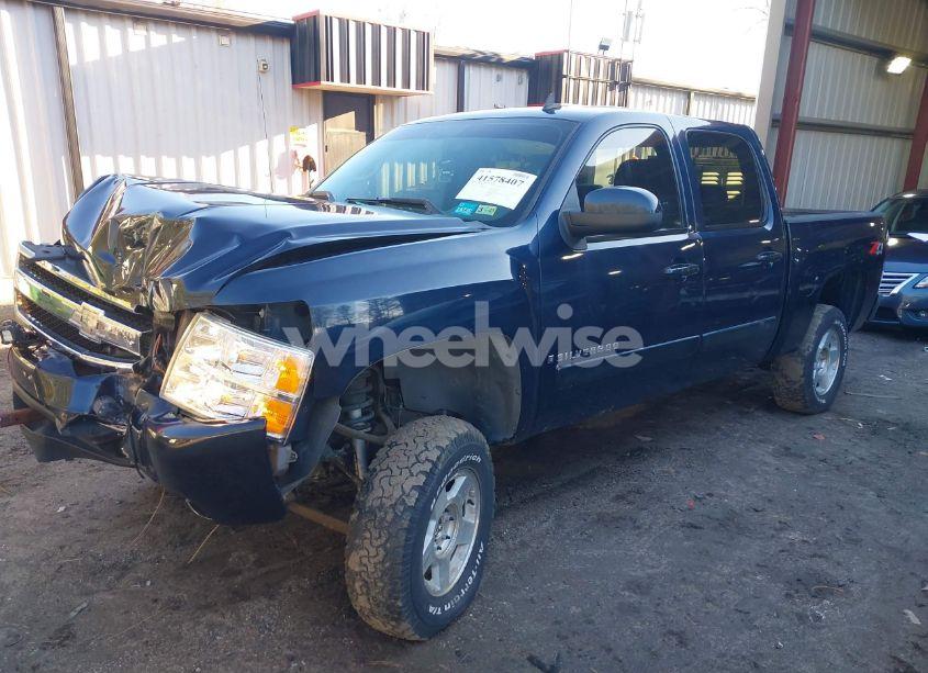 Photo 2 of 2007 Chevrolet Silverado 1500 LTZ (VIN 2GCEK13M471506806)