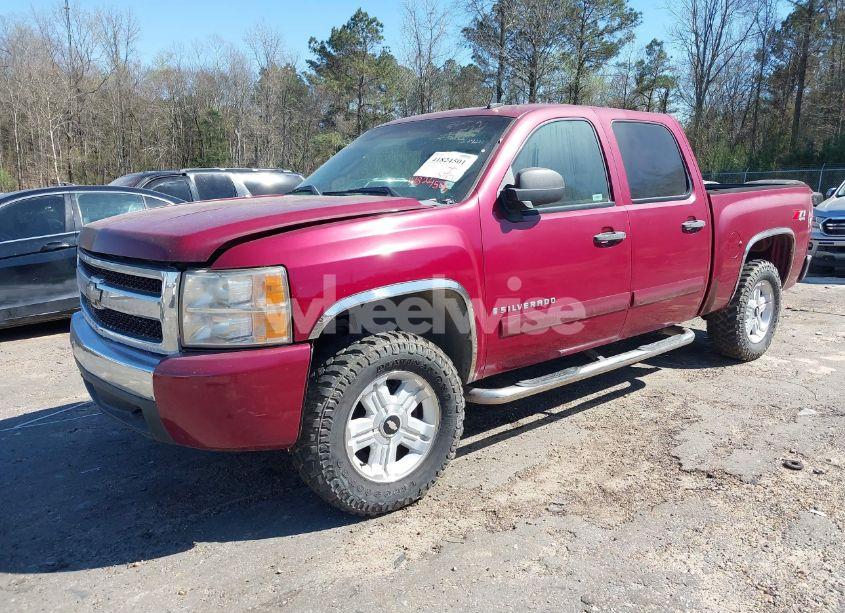 Photo 2 of 2007 Chevrolet Silverado 1500 LT1 (VIN 2GCEK13M471510029)