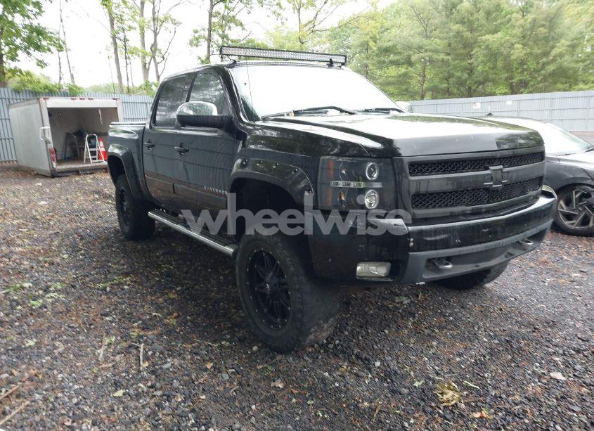 2007 Chevrolet Silverado 1500 LTZ (VIN 2GCEK13M471604508) main photo