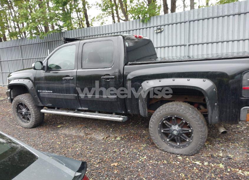 Photo 14 of 2007 Chevrolet Silverado 1500 LTZ (VIN 2GCEK13M471604508)