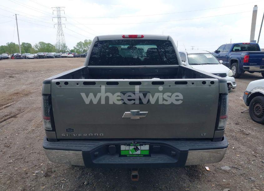 Photo 16 of 2007 Chevrolet Silverado 1500 LT1/LT2/LTZ/WORK TRUCK (VIN 2GCEK13M471660691)