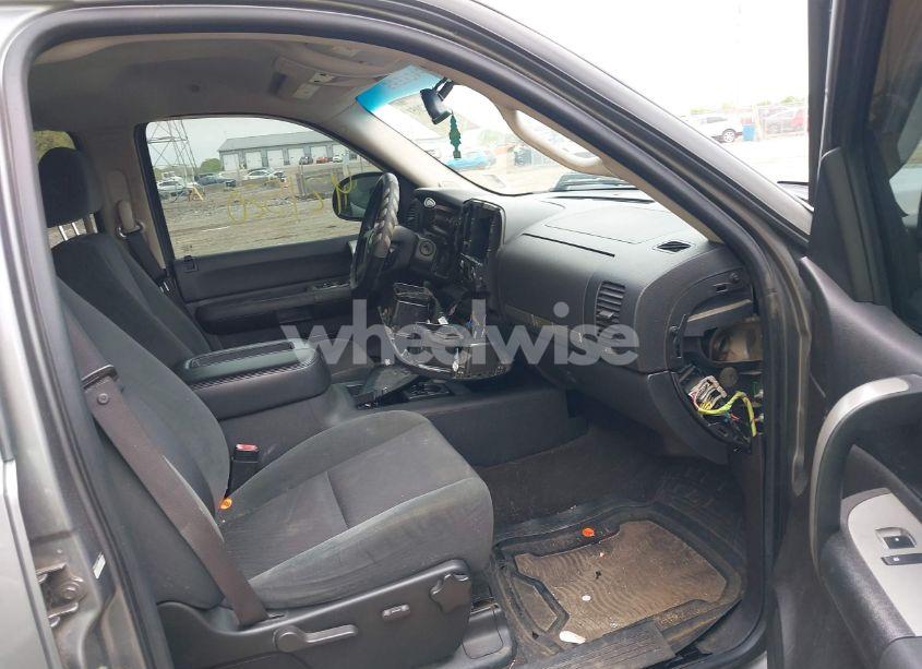 Photo 5 of 2007 Chevrolet Silverado 1500 LT1/LT2/LTZ/WORK TRUCK (VIN 2GCEK13M471660691)