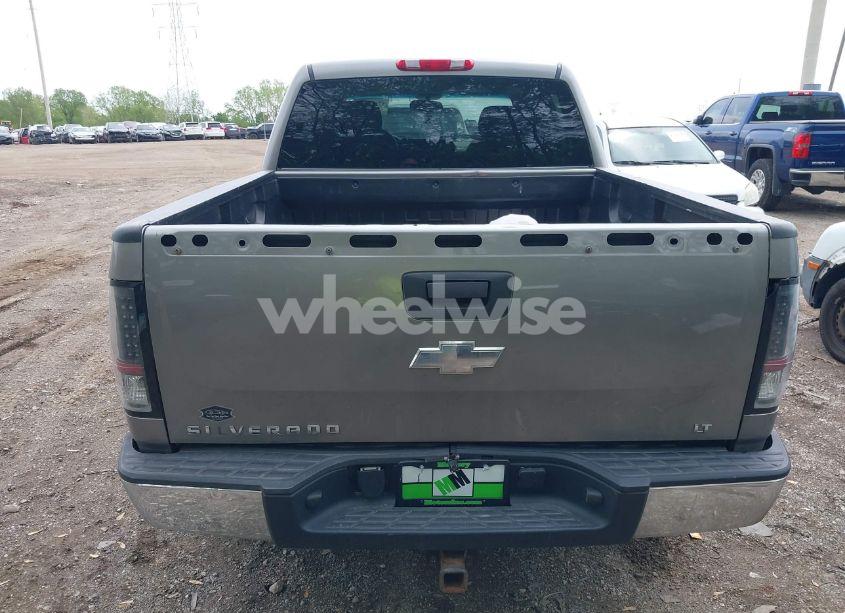 Photo 6 of 2007 Chevrolet Silverado 1500 LT1/LT2/LTZ/WORK TRUCK (VIN 2GCEK13M471660691)