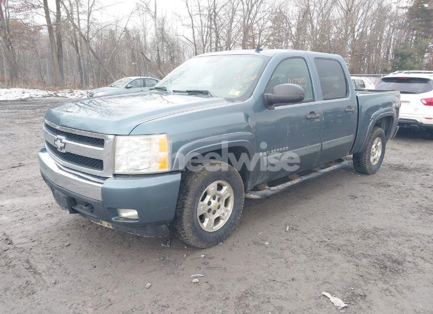 Photo 2 of 2008 Chevrolet Silverado 1500 LT1 (VIN 2GCEK13M481145899)