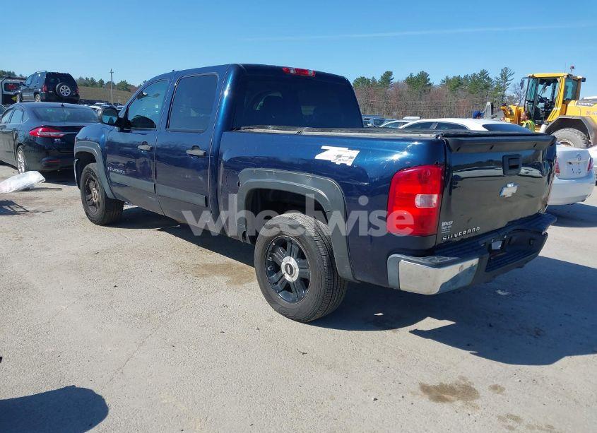 Photo 3 of 2007 Chevrolet Silverado 1500 LT1 (VIN 2GCEK13M571693165)