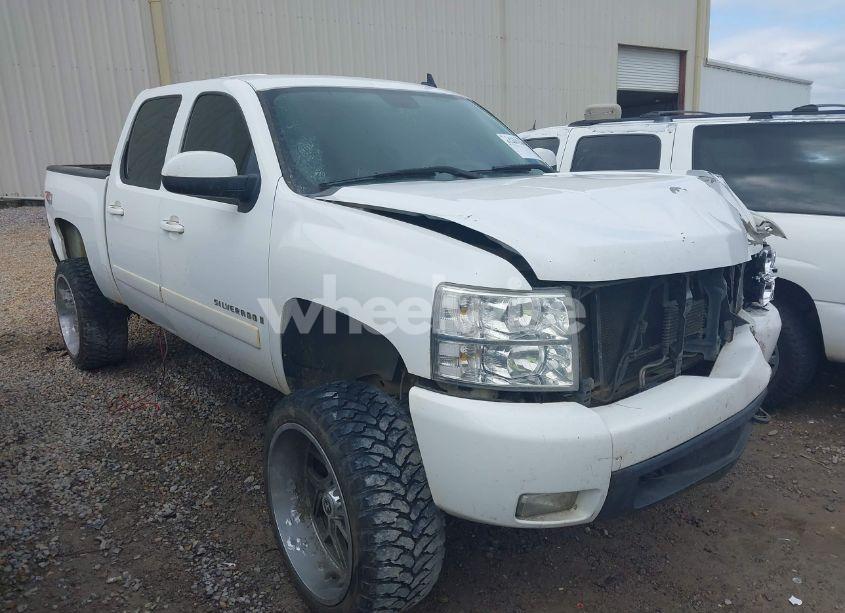 2008 Chevrolet Silverado 1500 LTZ (VIN 2GCEK13M581135446) main photo