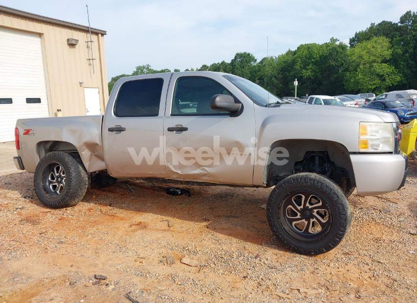 Photo 13 of 2007 Chevrolet Silverado 1500 LT1 (VIN 2GCEK13M671519668)