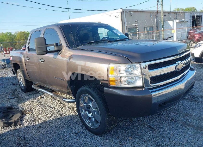 2007 Chevrolet Silverado 1500 LT2 (VIN 2GCEK13M671524630) main photo