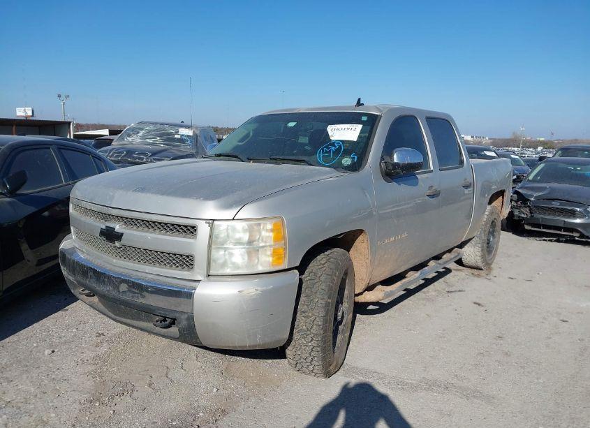 Photo 2 of 2008 Chevrolet Silverado 1500 LT1 (VIN 2GCEK13M681175602)