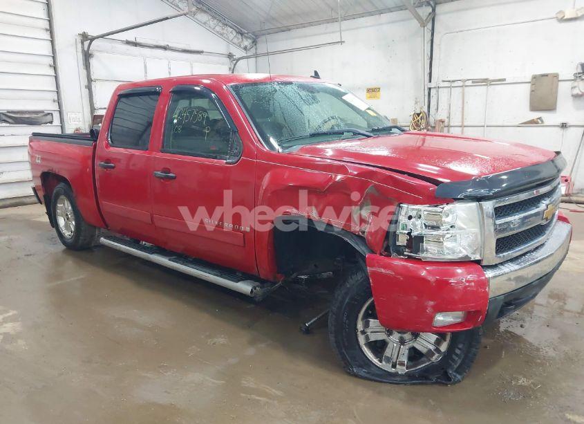 2008 Chevrolet Silverado 1500 LT1 (VIN 2GCEK13M681194229) main photo