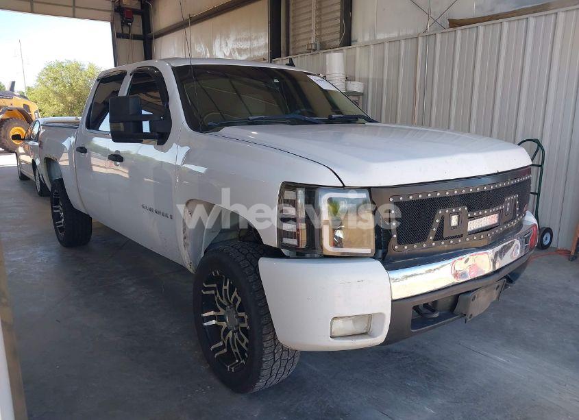 2007 Chevrolet Silverado 1500 LT1 (VIN 2GCEK13M771552579) main photo