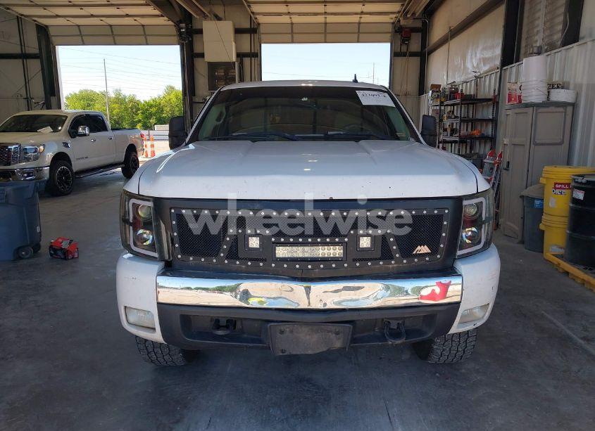 Photo 13 of 2007 Chevrolet Silverado 1500 LT1 (VIN 2GCEK13M771552579)