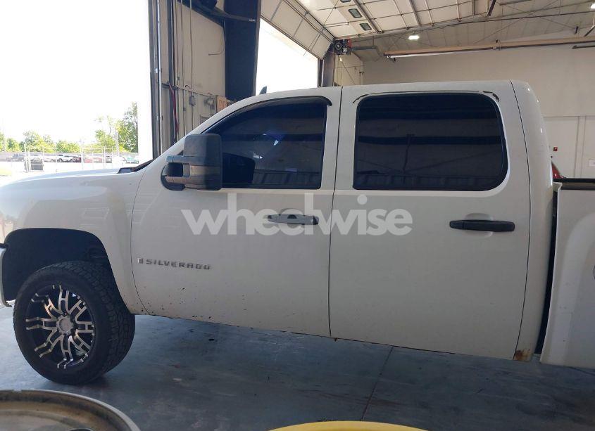 Photo 15 of 2007 Chevrolet Silverado 1500 LT1 (VIN 2GCEK13M771552579)