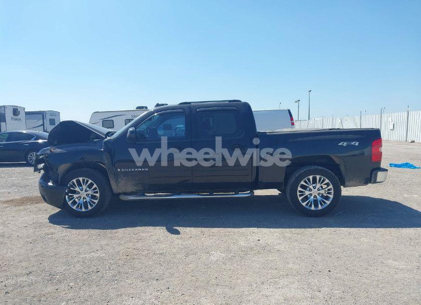 Photo 14 of 2007 Chevrolet Silverado 1500 LTZ (VIN 2GCEK13M771661494)