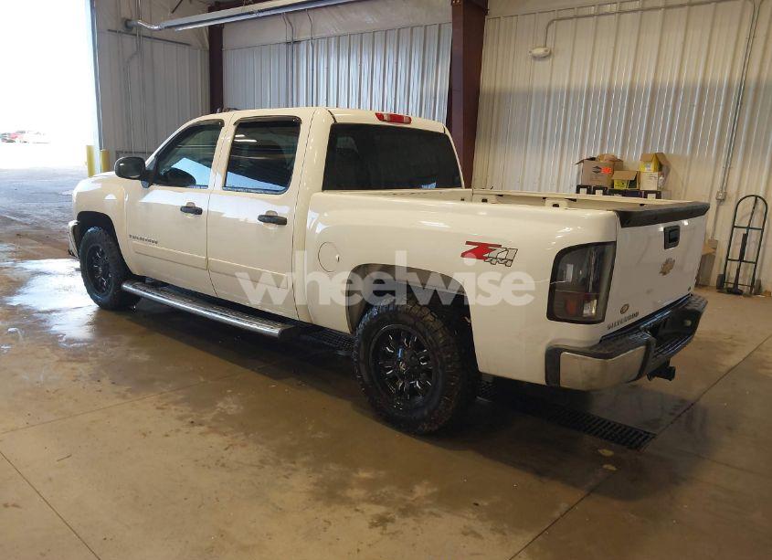 Photo 3 of 2008 Chevrolet Silverado 1500 LT1 (VIN 2GCEK13M781125372)