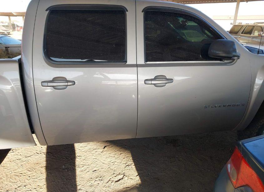 Photo 13 of 2007 Chevrolet Silverado 1500 LTZ (VIN 2GCEK13M871563283)