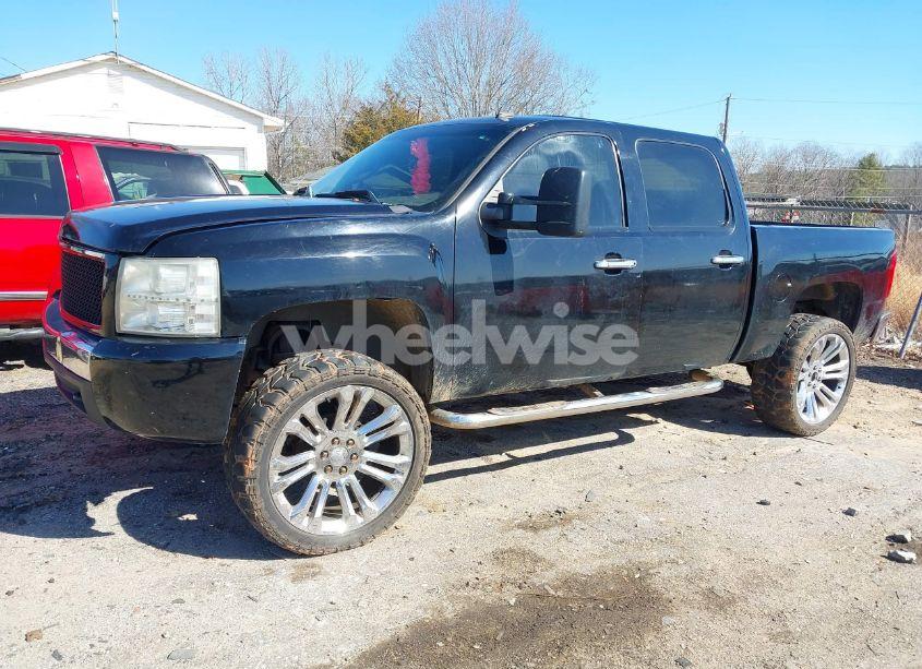 Photo 2 of 2008 Chevrolet Silverado 1500 LT1 (VIN 2GCEK13M881109214)