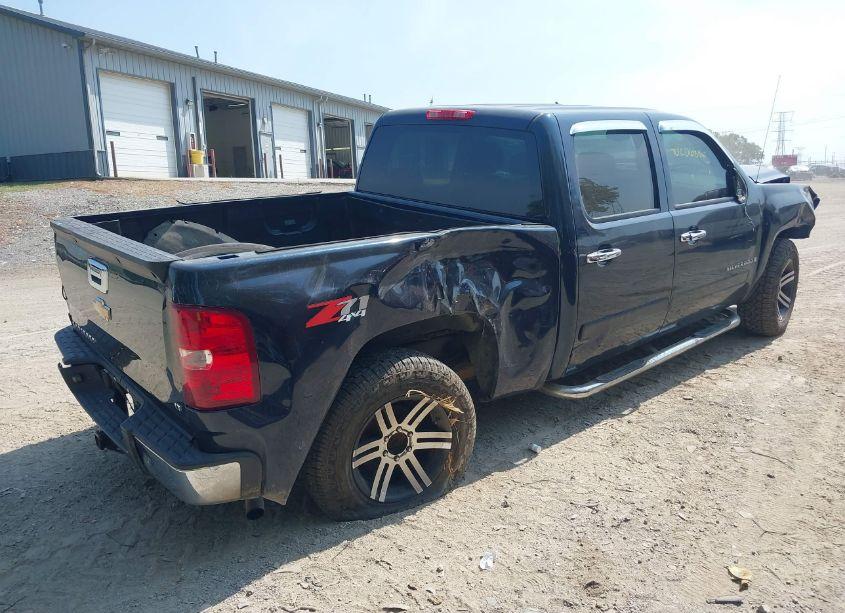 Photo 12 of 2007 Chevrolet Silverado 1500 LT1 (VIN 2GCEK13M971543687)