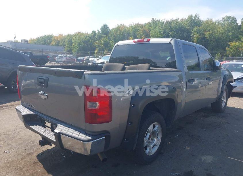 Photo 4 of 2007 Chevrolet Silverado 1500 WORK TRUCK (VIN 2GCEK13M971664073)