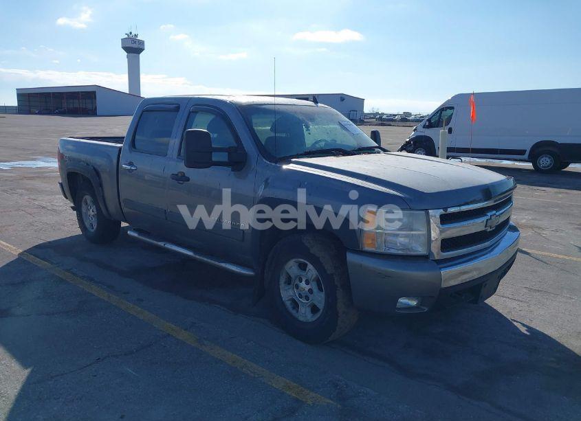2007 Chevrolet Silverado 1500 LT1 (VIN 2GCEK13MX71529698) main photo
