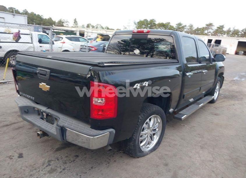 Photo 4 of 2007 Chevrolet Silverado 1500 LTZ (VIN 2GCEK13MX71643278)