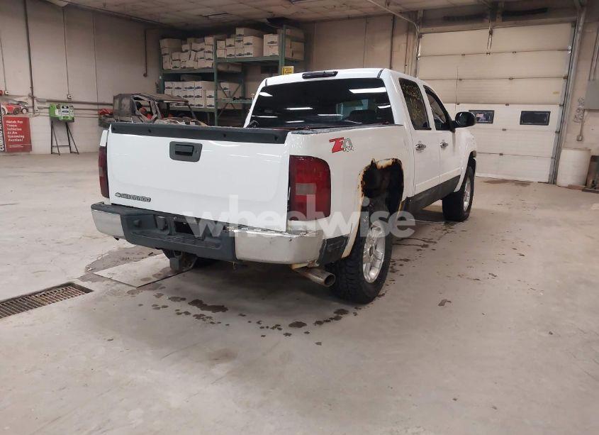 Photo 4 of 2007 Chevrolet Silverado 1500 LT2 (VIN 2GCEK13MX71677513)