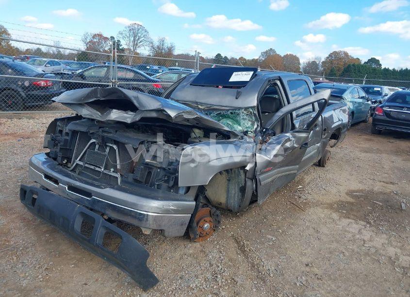 Photo 2 of 2006 Chevrolet Silverado 1500 LT3 (VIN 2GCEK13N061314547)