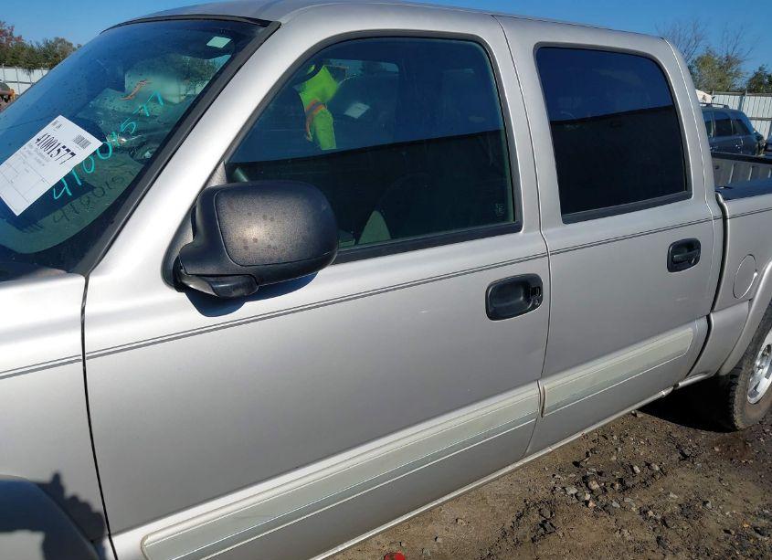 Photo 6 of 2004 Chevrolet Silverado 1500 Z71 (VIN 2GCEK13T041306413)