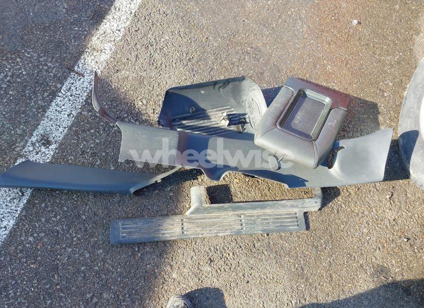 Photo 12 of 2004 Chevrolet Silverado 1500 Z71 (VIN 2GCEK13T041345163)