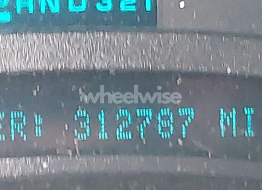 Photo 15 of 2004 Chevrolet Silverado 1500 LS (VIN 2GCEK13T041417270)