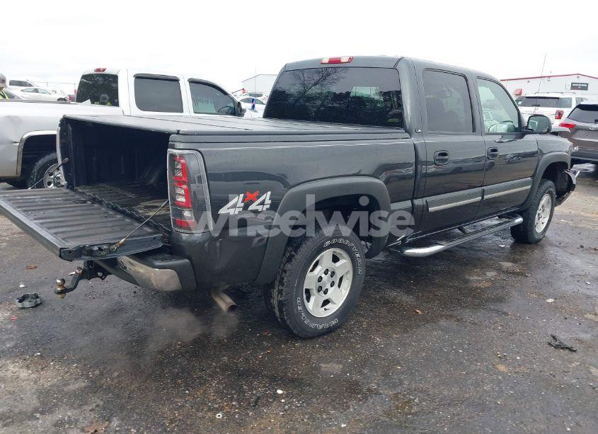 Photo 4 of 2004 Chevrolet Silverado 1500 LS (VIN 2GCEK13T041417270)