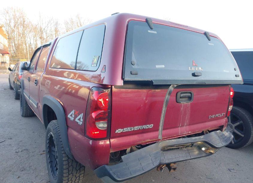 Photo 3 of 2005 Chevrolet Silverado 1500 LS (VIN 2GCEK13T051155140)
