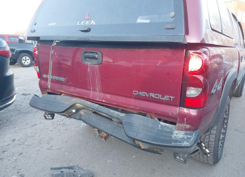 Photo 6 of 2005 Chevrolet Silverado 1500 LS (VIN 2GCEK13T051155140)