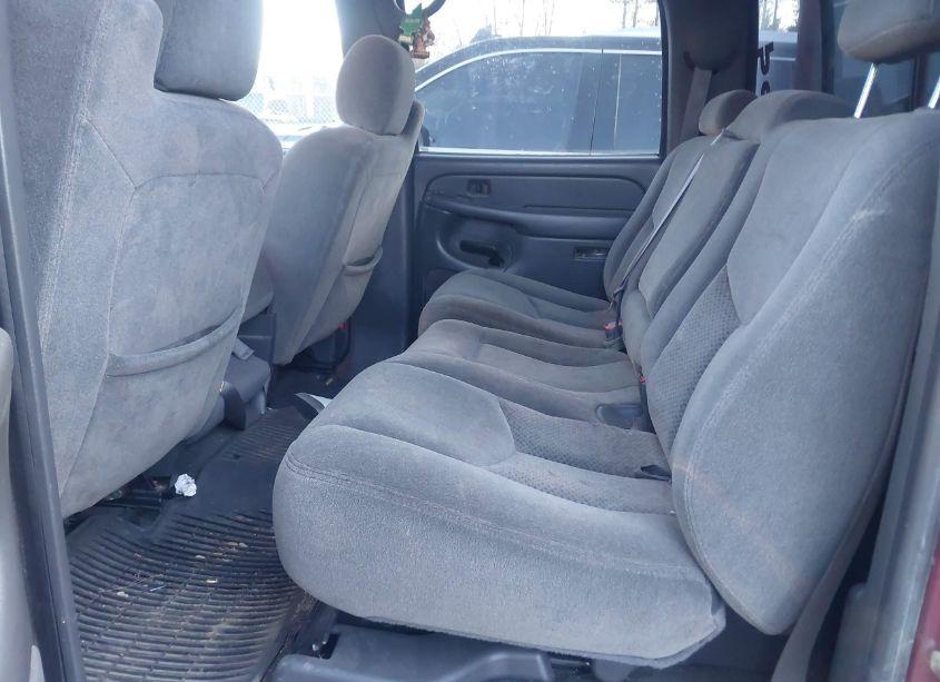 Photo 8 of 2005 Chevrolet Silverado 1500 LS (VIN 2GCEK13T051155140)