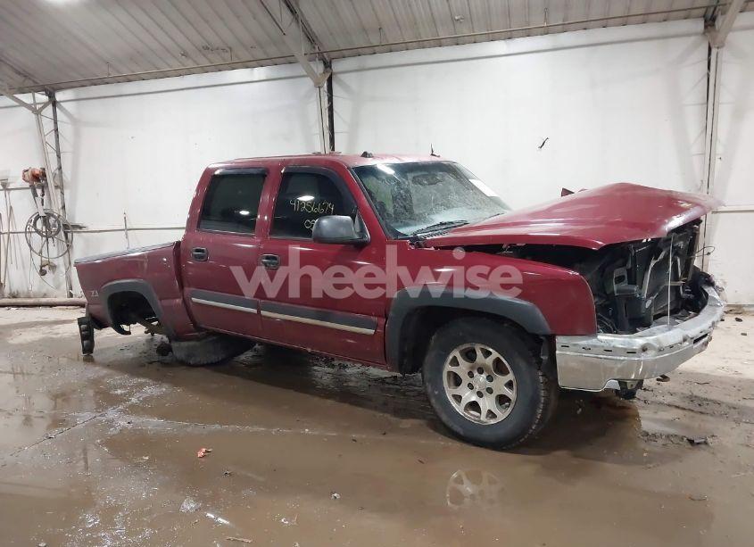 2005 Chevrolet Silverado 1500 Z71 (VIN 2GCEK13T051263239) main photo