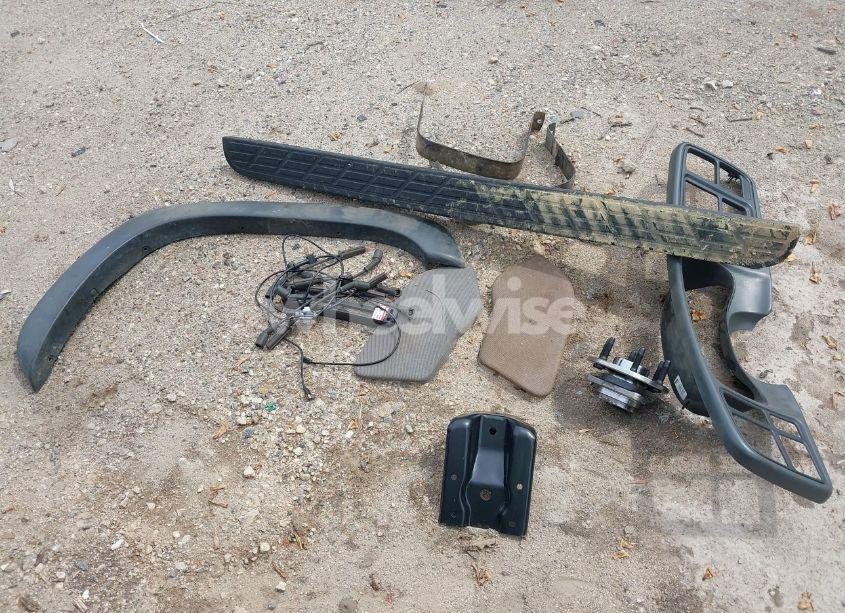 Photo 12 of 2005 Chevrolet Silverado 1500 Z71 (VIN 2GCEK13T051331152)