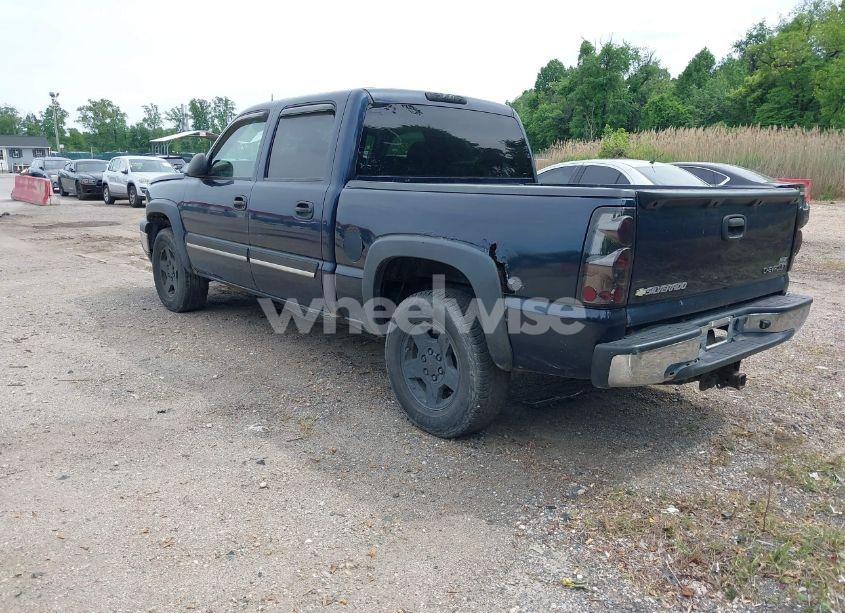 Photo 3 of 2005 Chevrolet Silverado 1500 Z71 (VIN 2GCEK13T051331152)