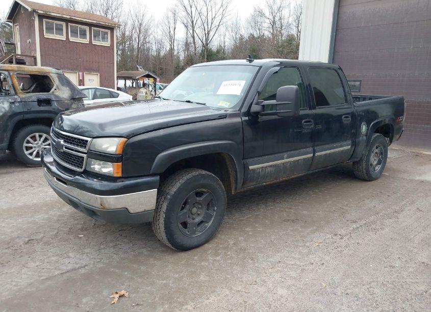 Photo 2 of 2006 Chevrolet Silverado 1500 LT3 (VIN 2GCEK13T061215760)