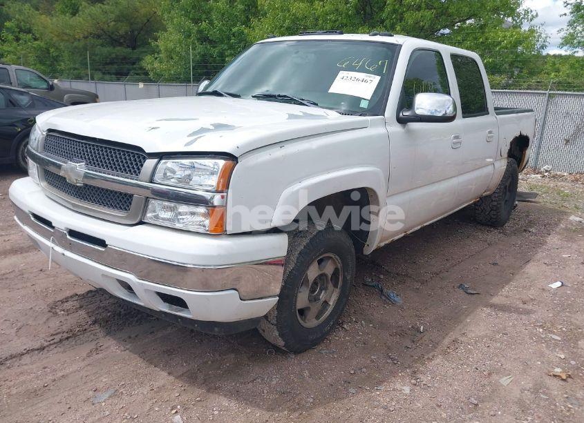 Photo 2 of 2004 Chevrolet Silverado 1500 LT (VIN 2GCEK13T141333314)