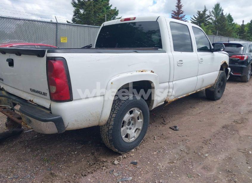 Photo 4 of 2004 Chevrolet Silverado 1500 LT (VIN 2GCEK13T141333314)