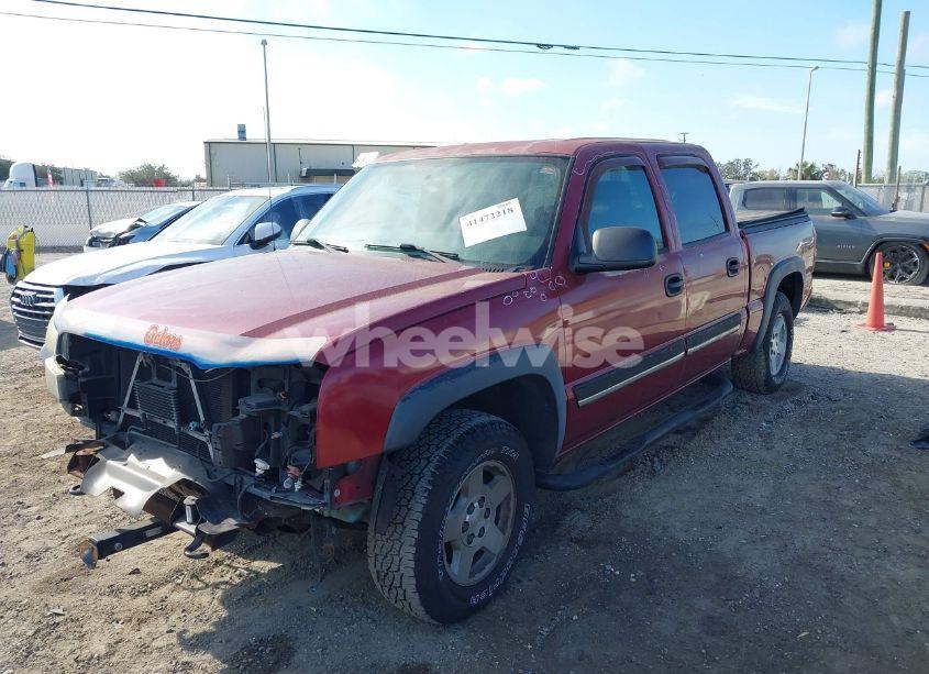 Photo 2 of 2004 Chevrolet Silverado 1500 Z71 (VIN 2GCEK13T141418363)