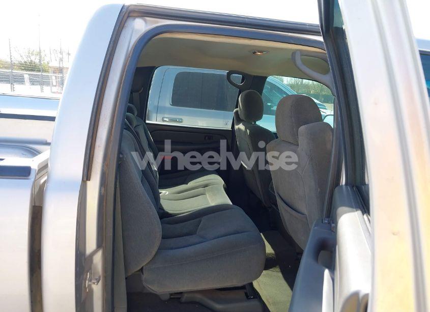 Photo 8 of 2005 Chevrolet Silverado 1500 Z71 (VIN 2GCEK13T151142140)