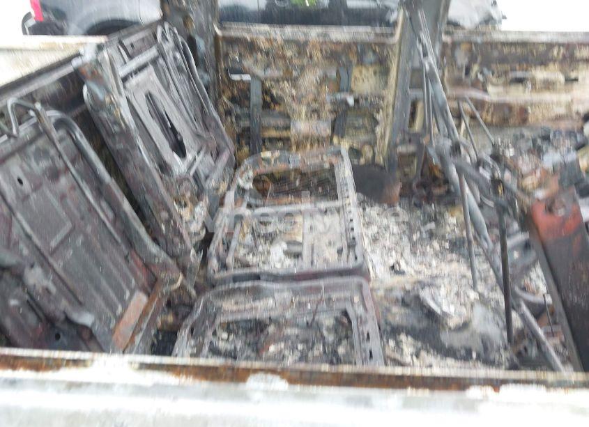 Photo 8 of 2005 Chevrolet Silverado 1500 Z71 (VIN 2GCEK13T251164325)