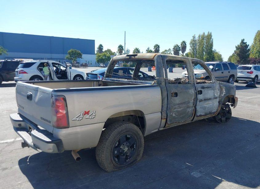 Photo 4 of 2005 Chevrolet Silverado 1500 LS (VIN 2GCEK13T351171770)