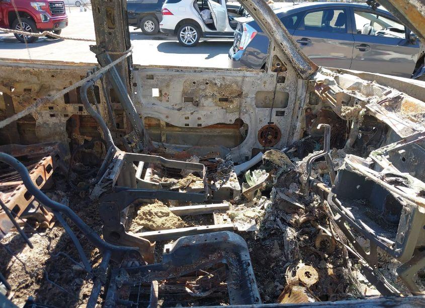 Photo 5 of 2005 Chevrolet Silverado 1500 LS (VIN 2GCEK13T351171770)