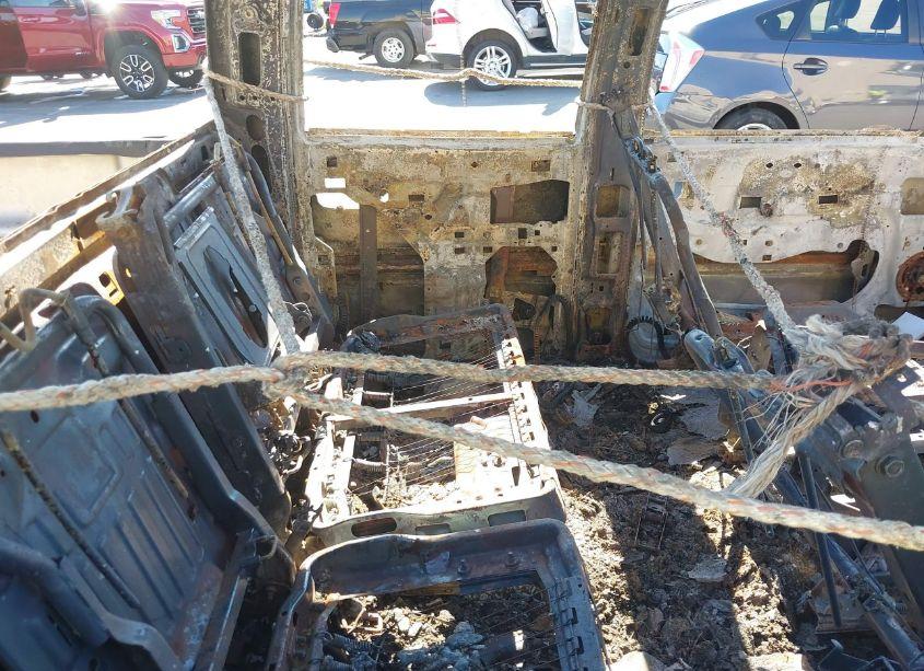 Photo 8 of 2005 Chevrolet Silverado 1500 LS (VIN 2GCEK13T351171770)