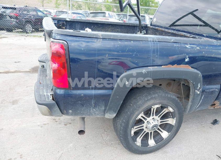 Photo 14 of 2005 Chevrolet Silverado 1500 Z71 (VIN 2GCEK13T351188049)