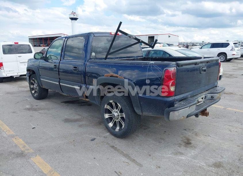 Photo 3 of 2005 Chevrolet Silverado 1500 Z71 (VIN 2GCEK13T351188049)