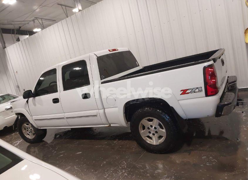 Photo 15 of 2005 Chevrolet Silverado 1500 Z71 (VIN 2GCEK13T351236438)